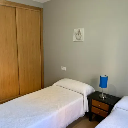 Casa Cerca De La Playa Area-brava Hébergement de vacances *